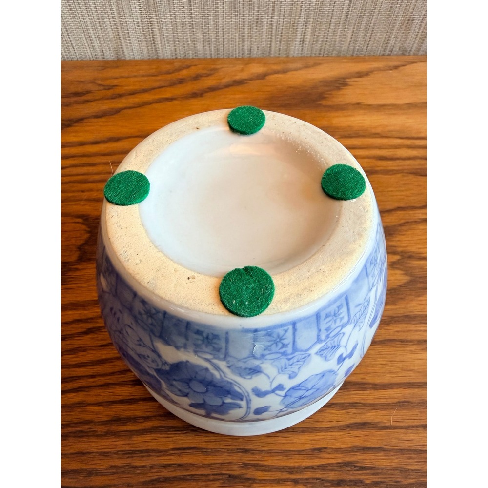 Vintage Blue White Chinoiserie Cachepot with Bird and Floral Design - Picture 9 of 13